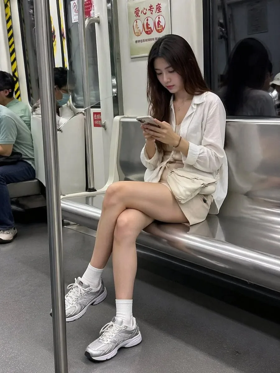 地铁手机随拍